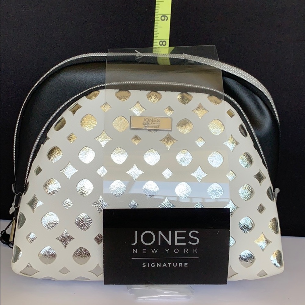 2Jones of New York Makeup Bags